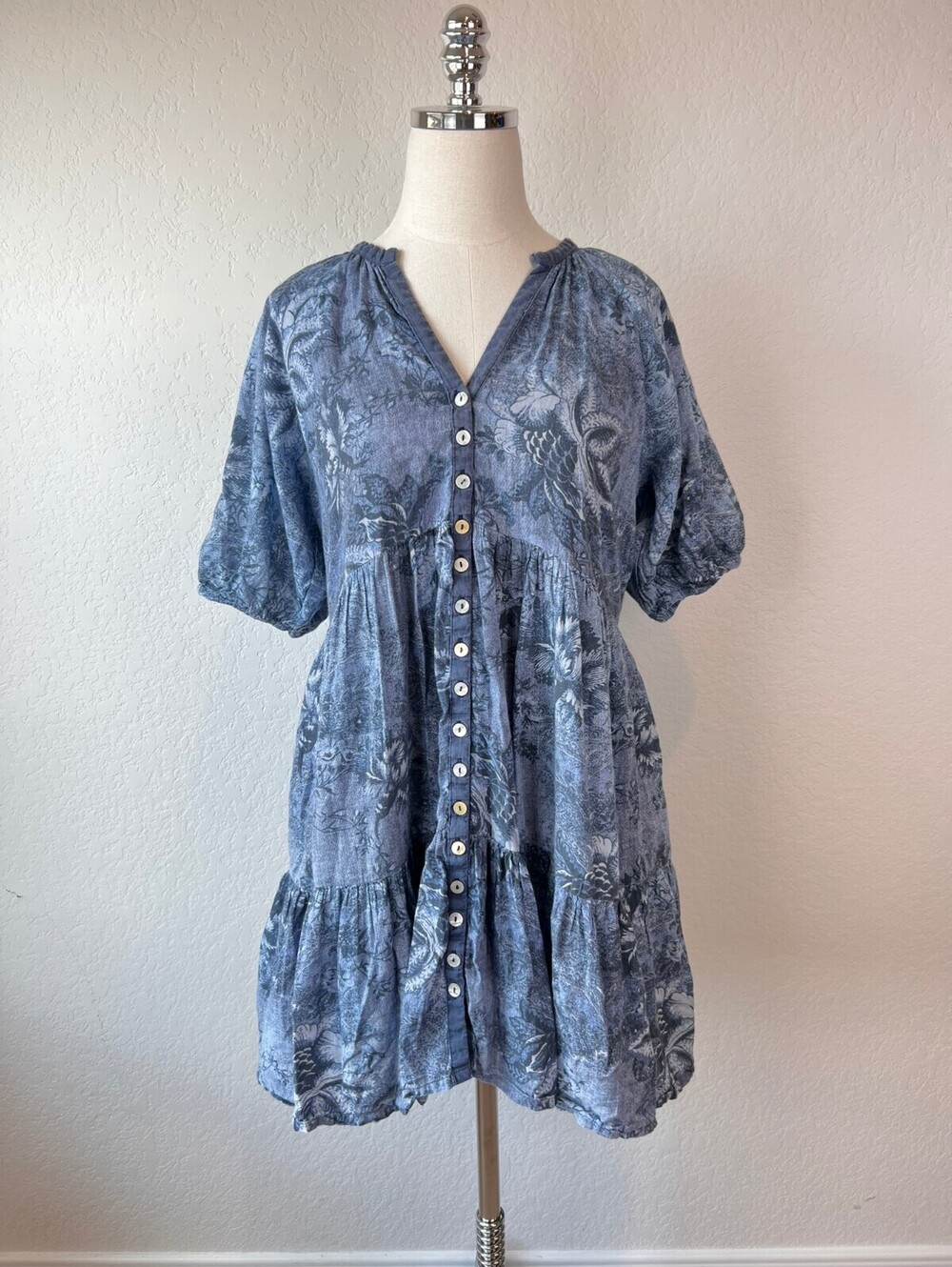 Love Kyla Blue Tiered Babydoll Mini Dress Button Up Floral Cotton size Medium